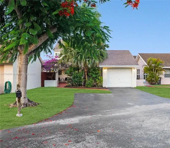 $5,495 | 6863 Southwest 104th Court, Miami, FL 33173