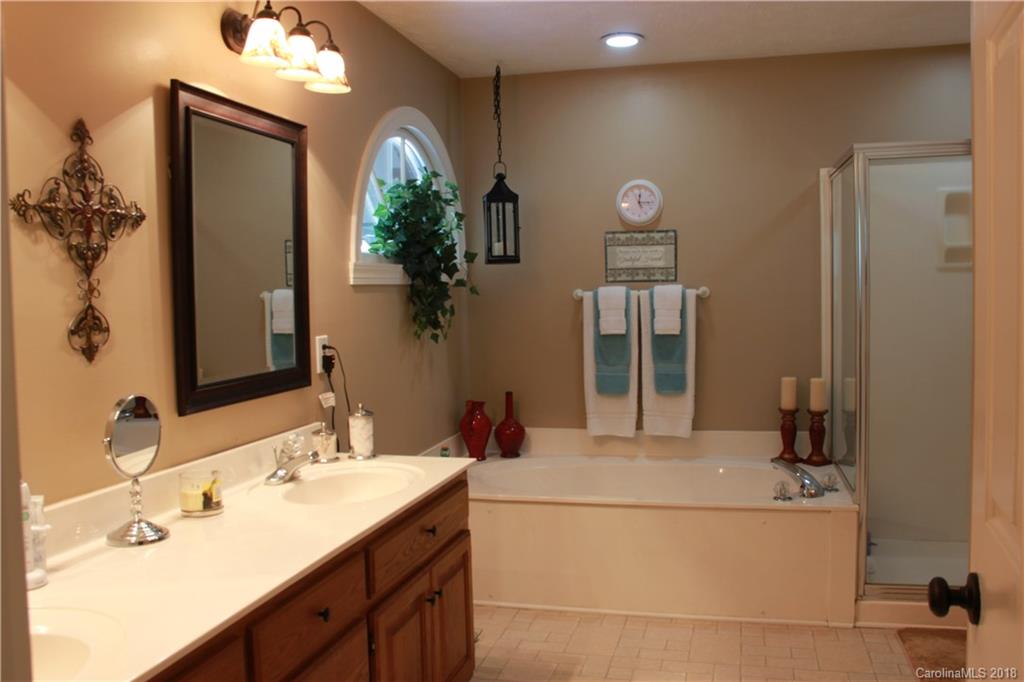 2267 Stallings Road Harrisburg, NC 28075 - Photo 16 of 33 Gallery Image 16