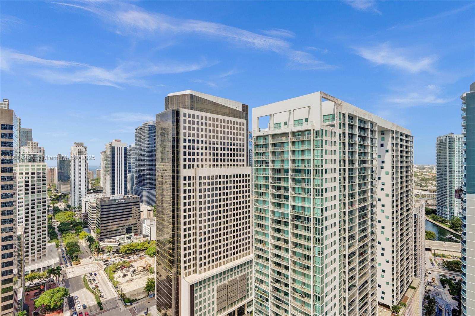 485 Brickell Avenue, Unit 3608 Miami, FL 33131 - Photo 16 of 43 a front view of a building