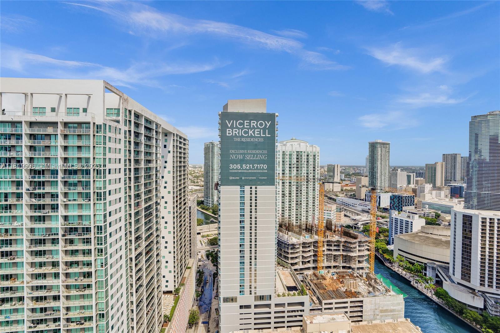 485 Brickell Avenue, Unit 3608 Miami, FL 33131 - Photo 17 of 43 a view of a city with tall buildings