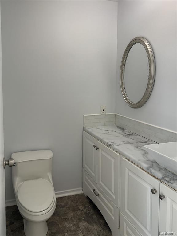 5186 East 14 Mile Road Warren, MI 48092 - Photo 10 of 15