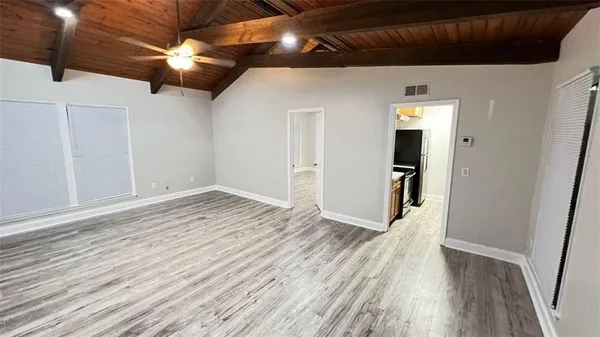 $1,050 | 700 Covington Centre, Unit 4, Covington, LA 70433