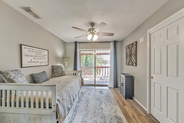 $719,200 | 123 Palisade Circle, Huntsville, TX 77320