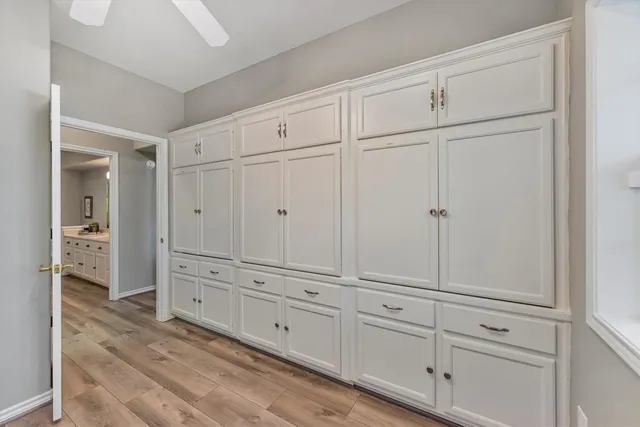 $719,200 | 123 Palisade Circle, Huntsville, TX 77320