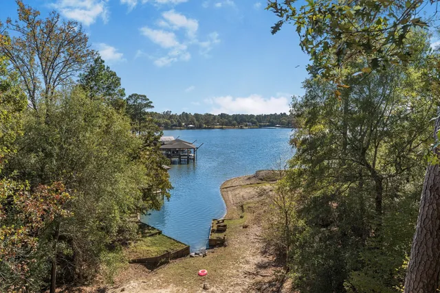 $719,200 | 123 Palisade Circle, Huntsville, TX 77320