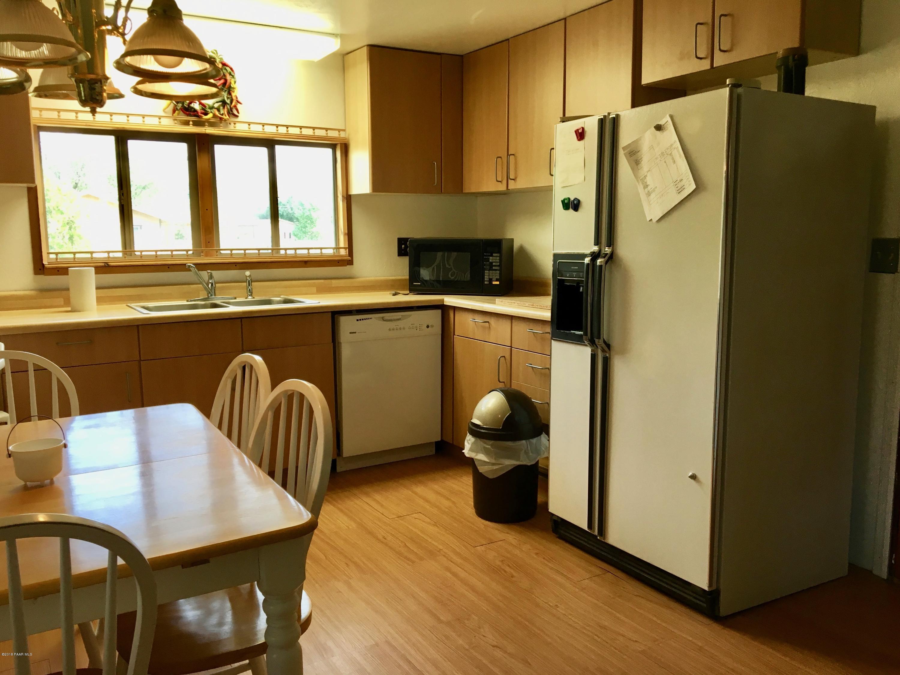 7375 North Race Track Road Prescott, AZ 86305 - Photo 12 of 45 kitchen