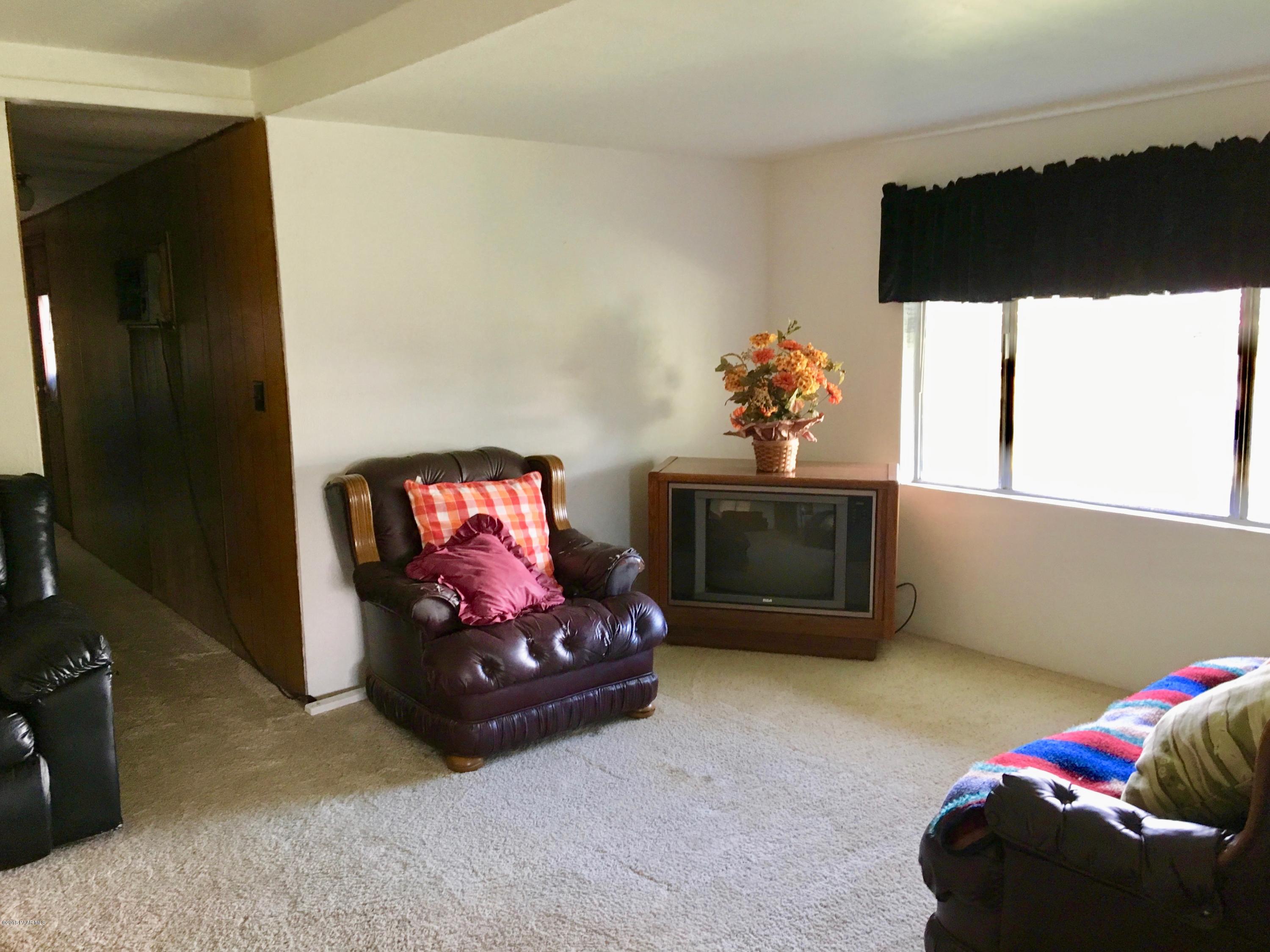 7375 North Race Track Road Prescott, AZ 86305 - Photo 19 of 45 front room add on