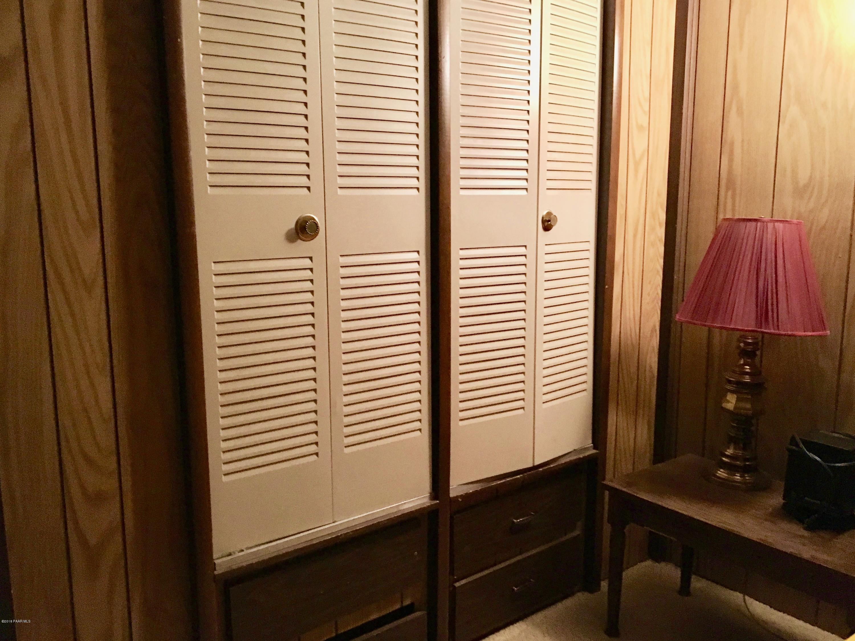 7375 North Race Track Road Prescott, AZ 86305 - Photo 28 of 45 closet bed 2