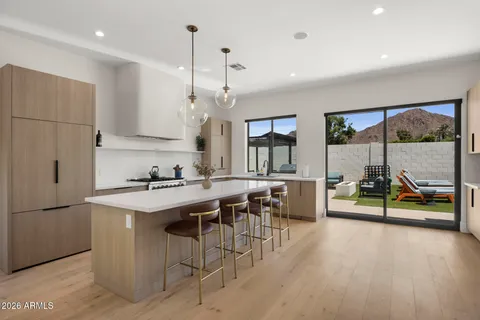 $2,189,000 | 4546 East Campbell Avenue, Phoenix, AZ 85018