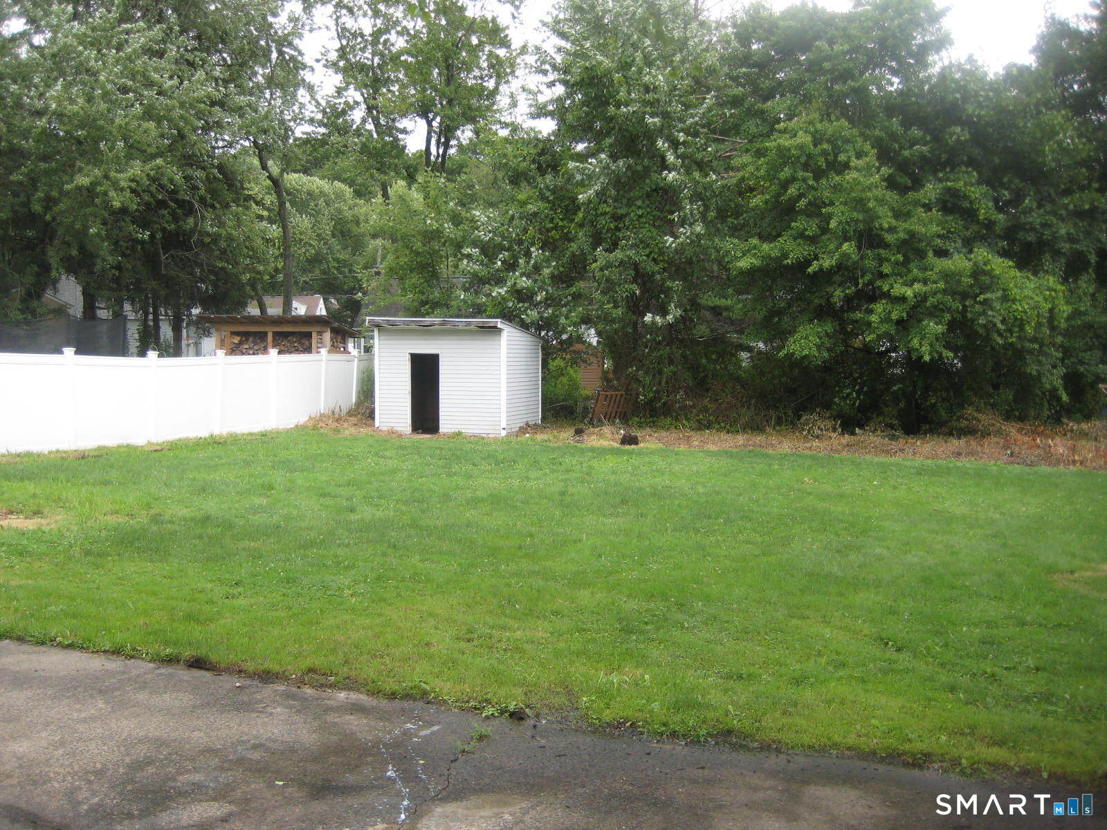 46 Meech Road Middletown, CT 06457 - Photo 4 of 14 Gallery Image 4