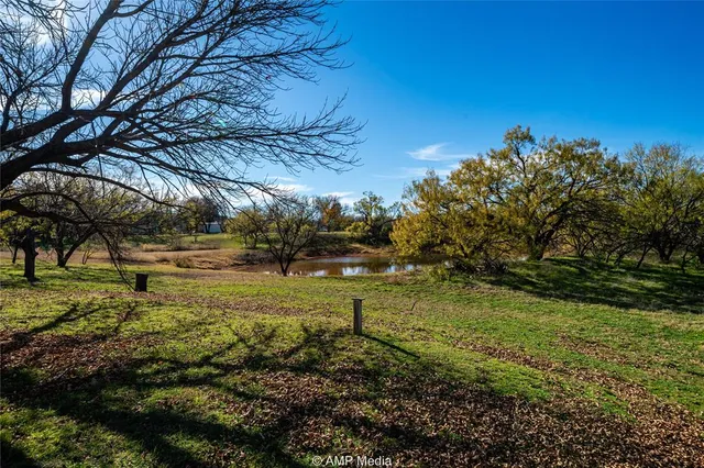 $229,900 | 206 Spoon Drive, Stamford, TX 79553