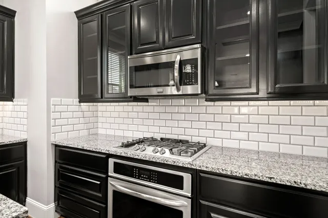 $3,300 | 6703 Highclere Manor Lane, Houston, TX 77055