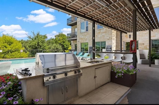 1900 Barton Springs Road, Unit 5037 Austin, TX 78704 - Photo 29 of 33 Gallery Image 29