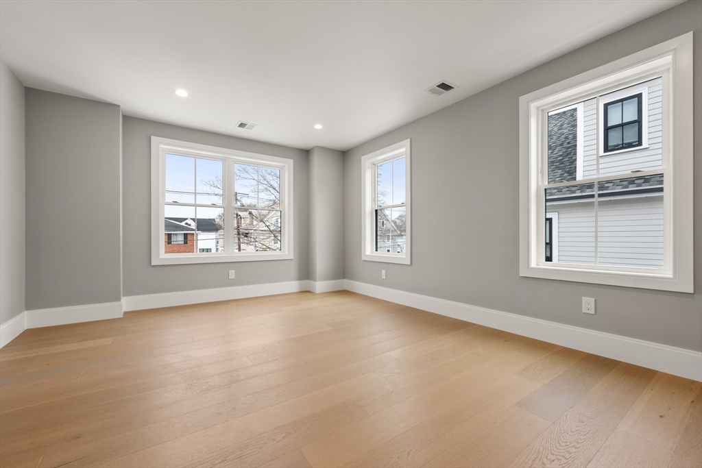 237 California Street Newton, MA 02458 - Photo 29 of 41