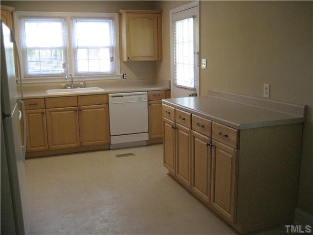 410 Ranch Farm Road Raleigh, NC 27603 - Photo 9 of 12