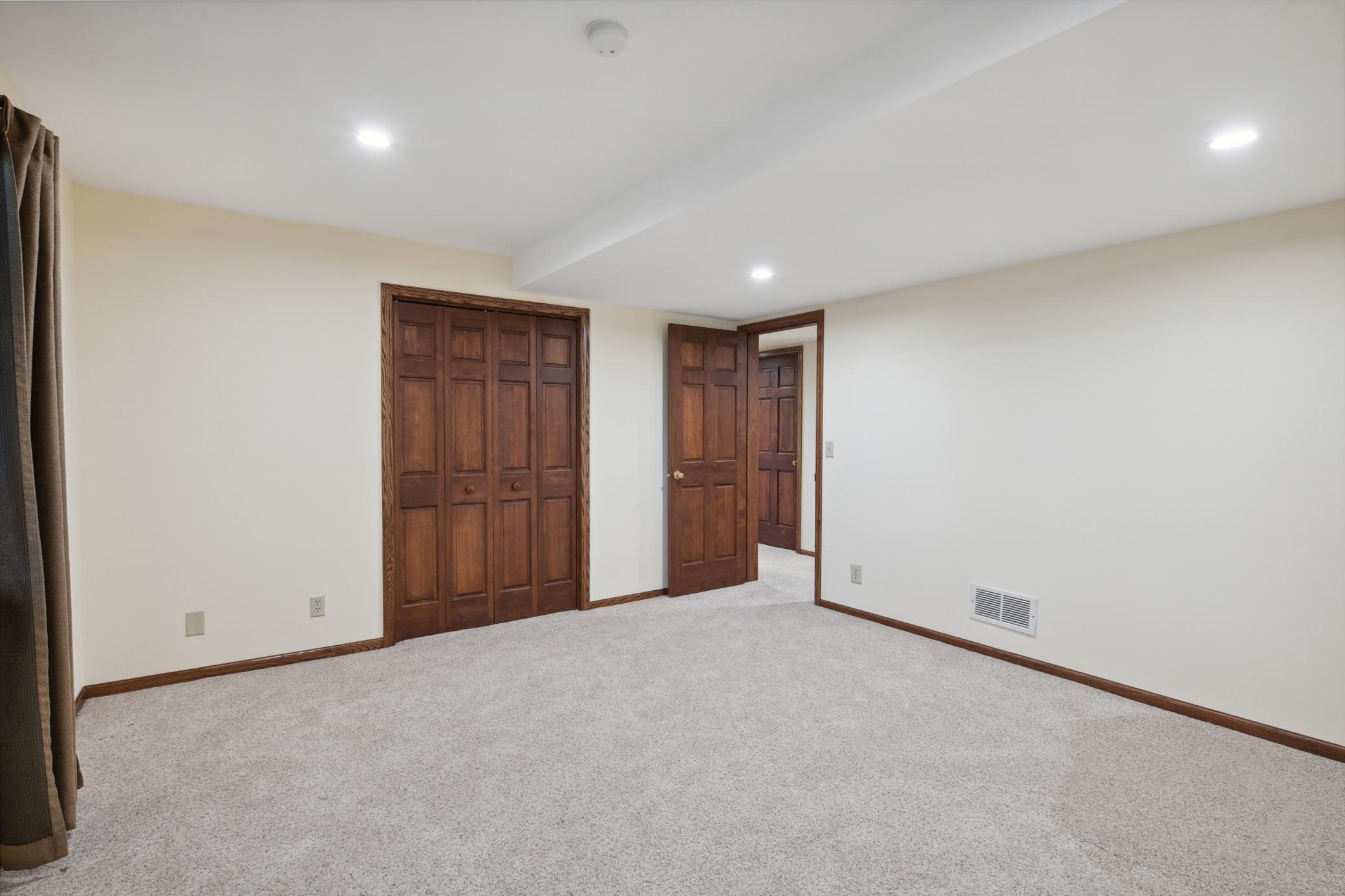 2500 Crescent Ridge Road Minnetonka, MN 55305 - Photo 59 of 73 Gallery Image 59