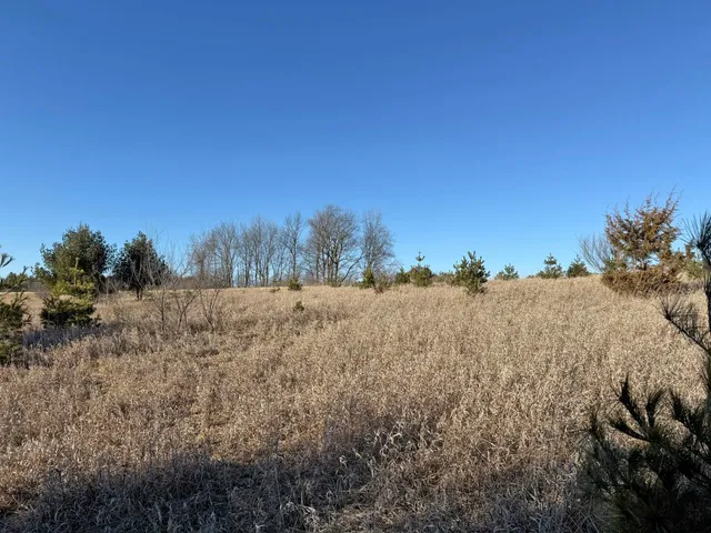 $11,500 | L1076-hunt Club L1076-hunt Club, La Valle, WI 53941