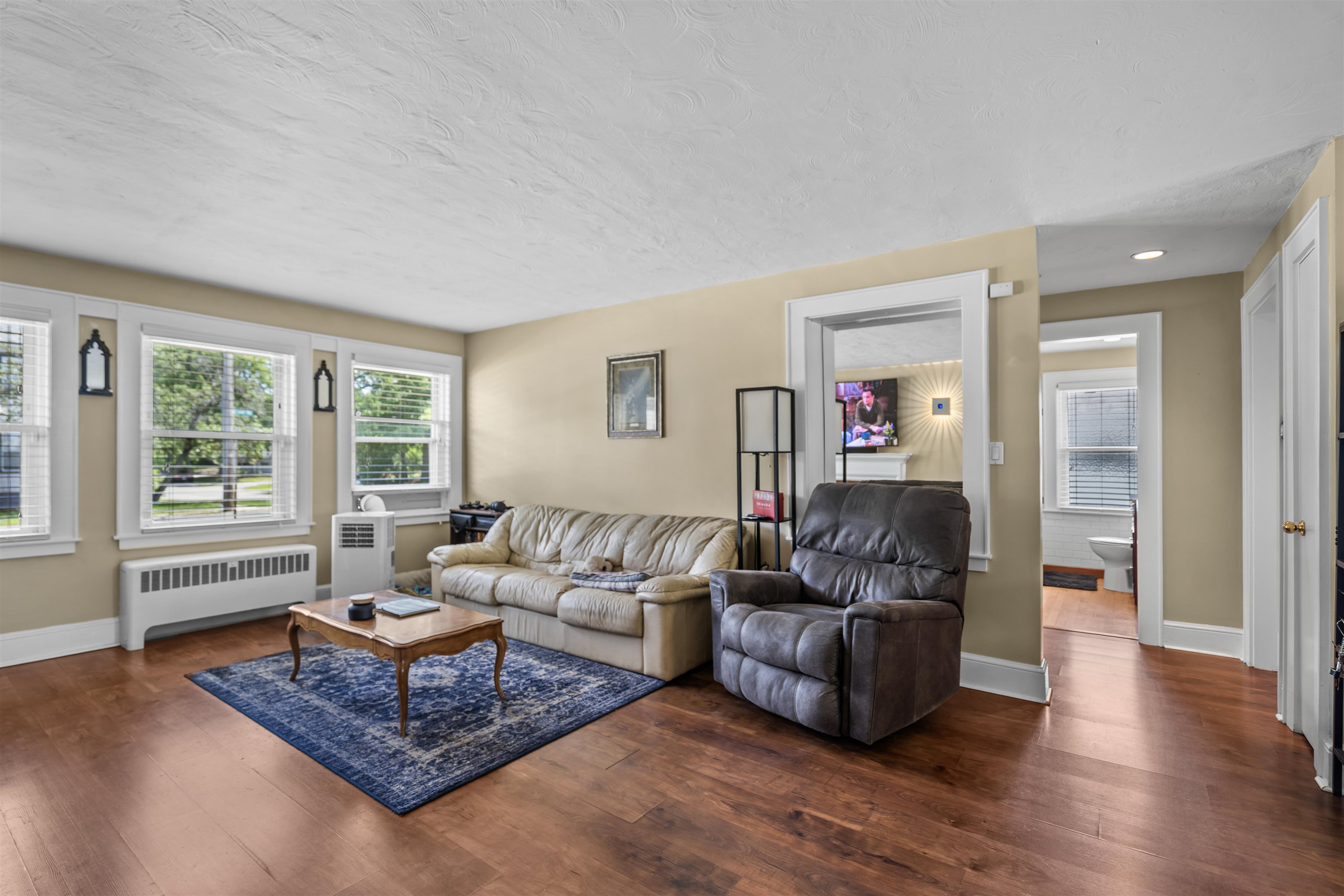 222 Calef Road Manchester, NH 03103 - Photo 9 of 23