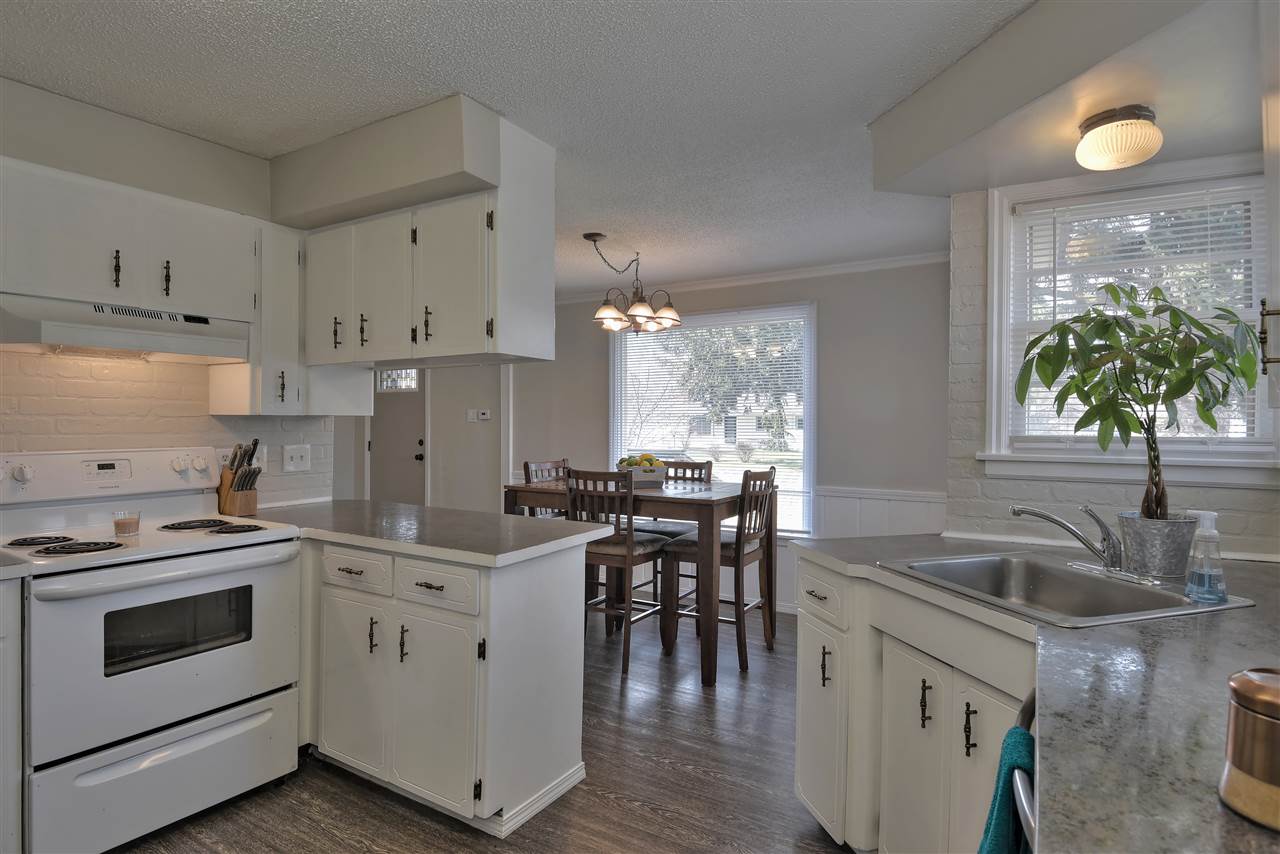506 North Greenacres Road Spokane Valley, WA 99016 - Photo 3 of 20 Gallery Image 3