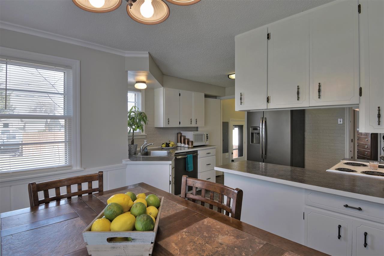 506 North Greenacres Road Spokane Valley, WA 99016 - Photo 4 of 20 Gallery Image 4