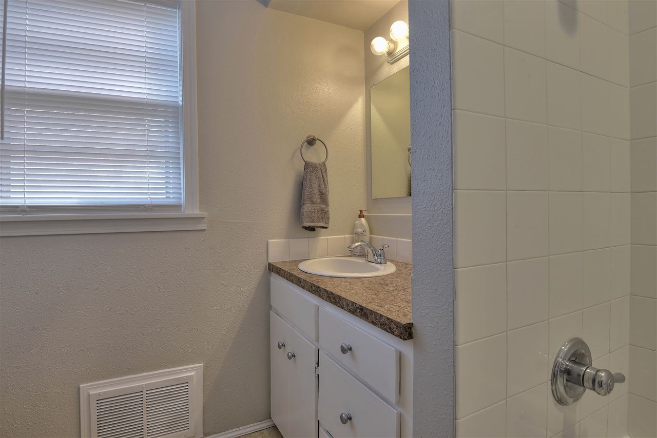506 North Greenacres Road Spokane Valley, WA 99016 - Photo 10 of 20 Gallery Image 10