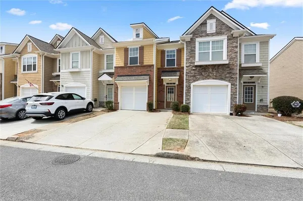 $2,295 | 1947 Lakeshore Overlook Circle Northwest, Kennesaw, GA 30152