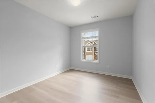 $2,295 | 1947 Lakeshore Overlook Circle Northwest, Kennesaw, GA 30152