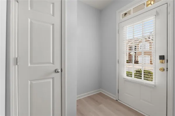 $2,295 | 1947 Lakeshore Overlook Circle Northwest, Kennesaw, GA 30152