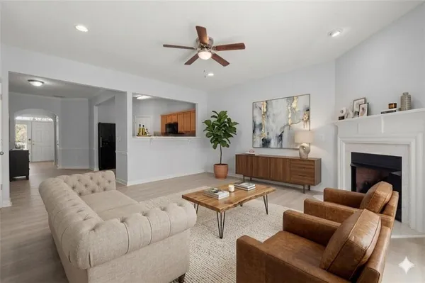 $2,295 | 1947 Lakeshore Overlook Circle Northwest, Kennesaw, GA 30152