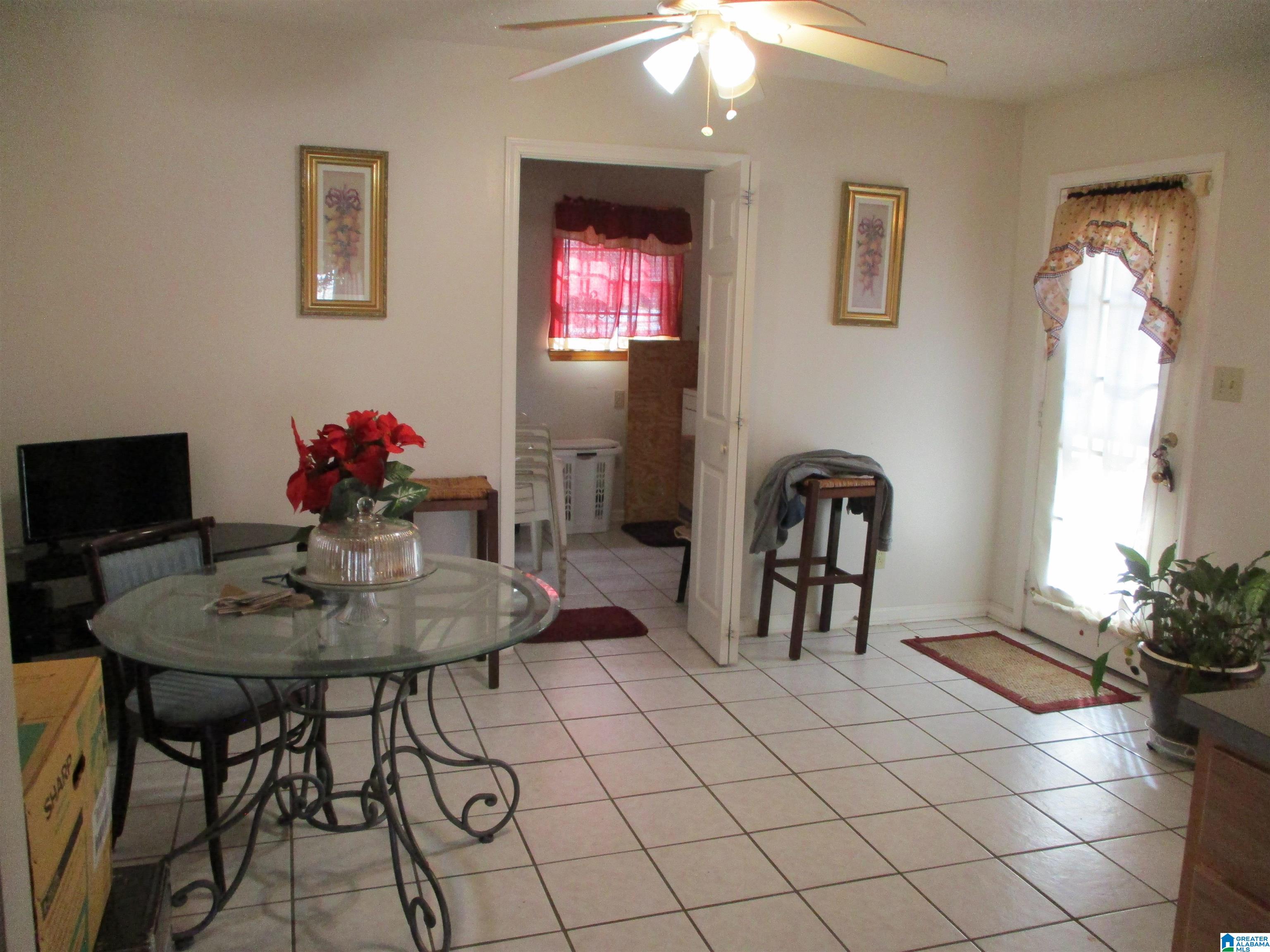 3137 Wenonah Road Southwest Birmingham, AL 35211 - Photo 7 of 17