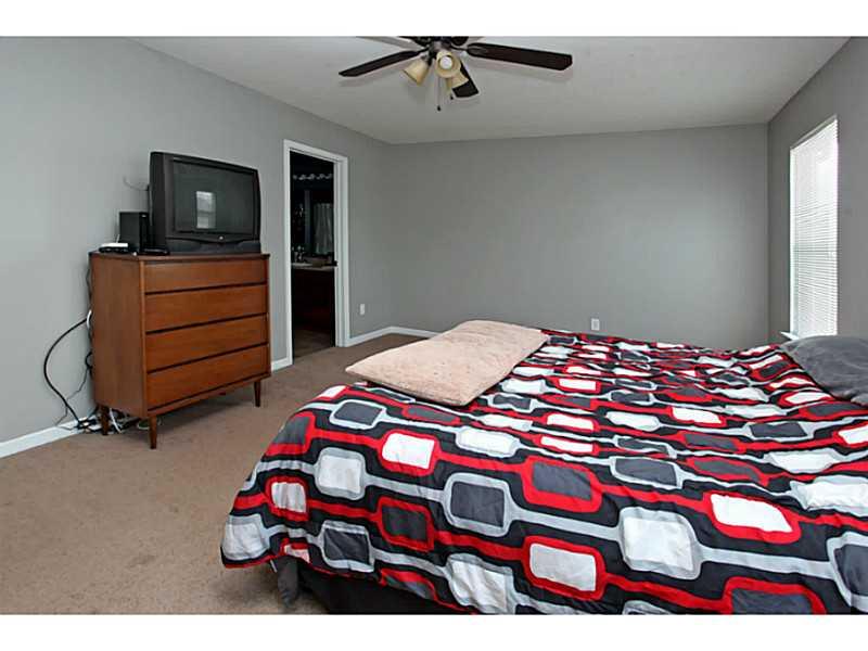 8131 Rambling Road Indianapolis, IN 46239 - Photo 11 of 19 Gallery Image 11
