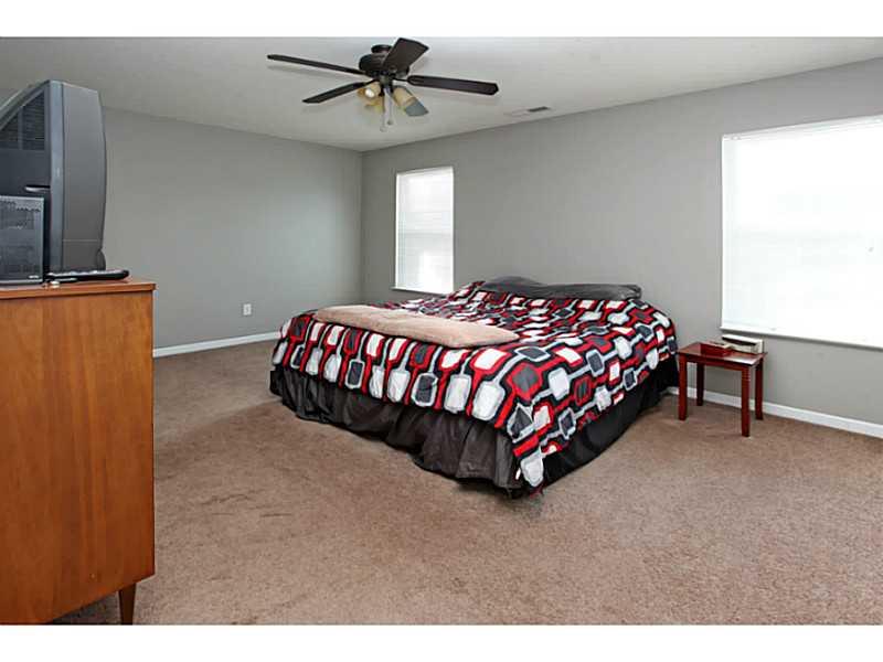 8131 Rambling Road Indianapolis, IN 46239 - Photo 12 of 19 Gallery Image 12