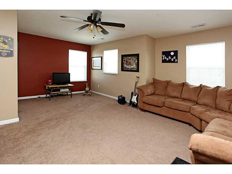 8131 Rambling Road Indianapolis, IN 46239 - Photo 9 of 19 Gallery Image 9