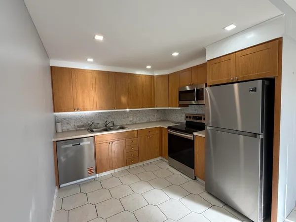 $1,900 | 2017 Newcastle A, Unit 2017, Boca Raton, FL 33434