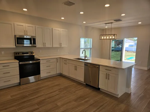 $445,900 | 3868 Southeast Grant Street, Stuart, FL 34997