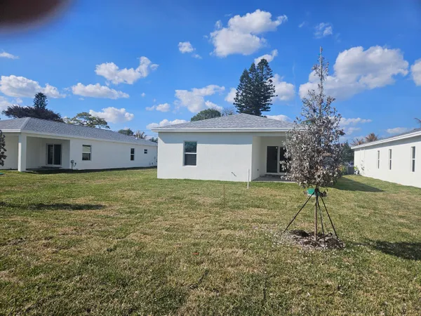 $445,900 | 3868 Southeast Grant Street, Stuart, FL 34997