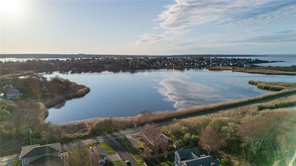 91 Bonnet Point Road Narragansett, RI 02882 - Photo 30 of 33 Gallery Image 30