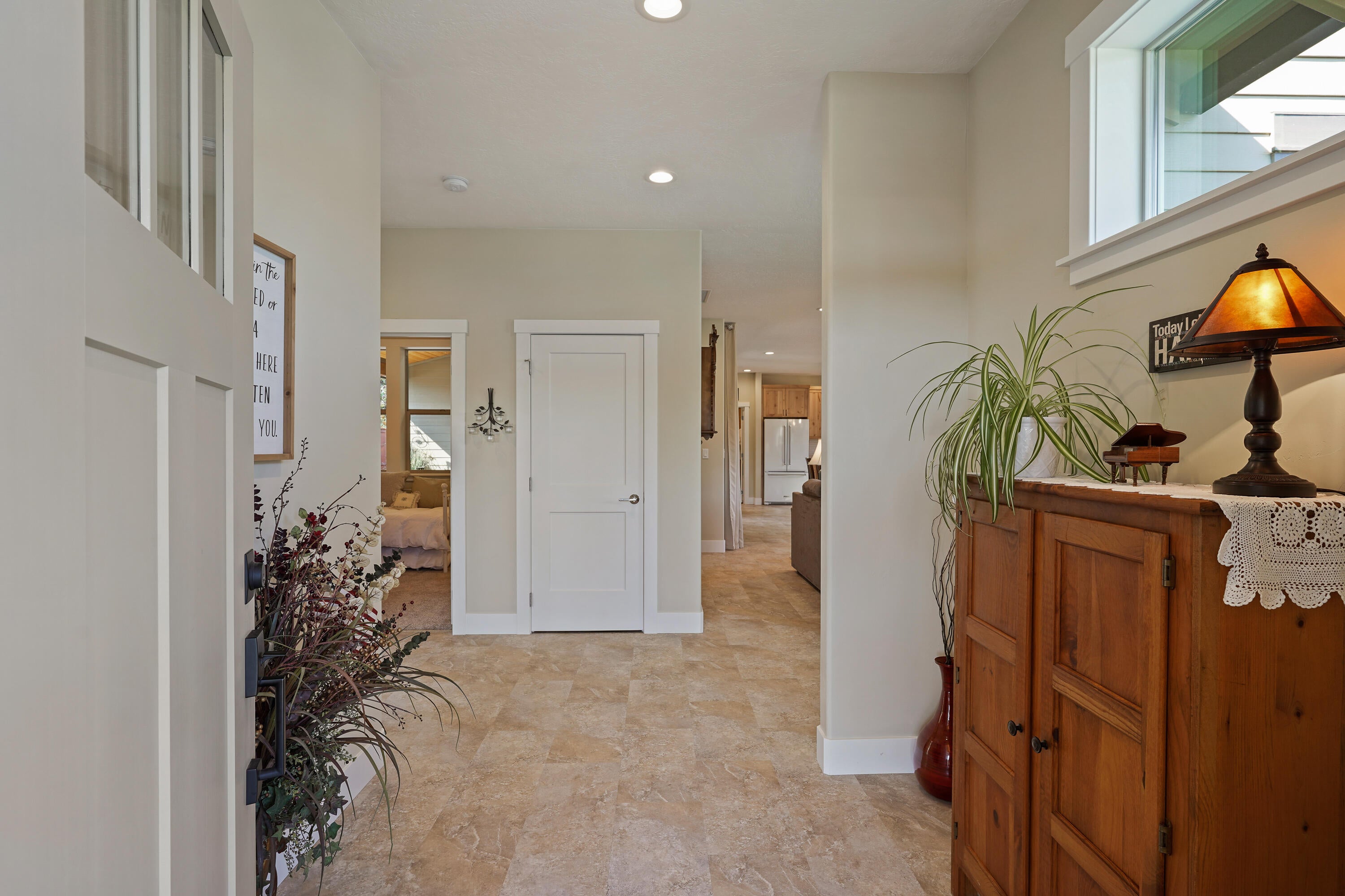 801 Northwest Rimrock Drive Redmond, OR 97756 - Photo 5 of 40 801 NW Rimrock Dr - 7a