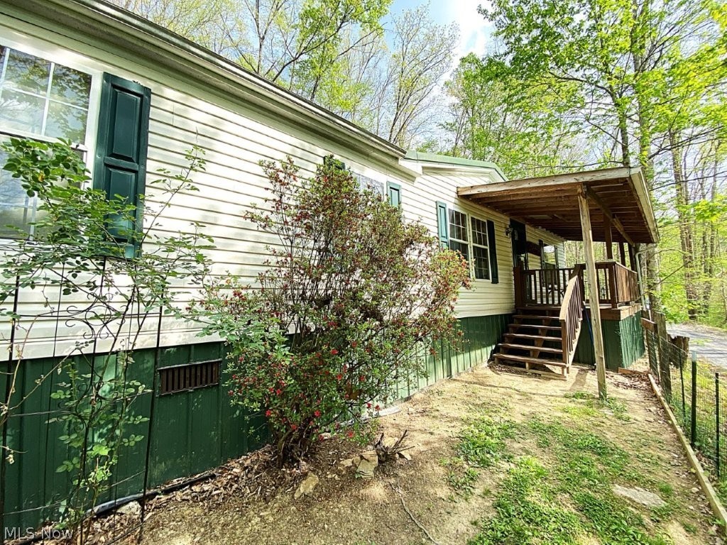 14766 Elk River Road Duck, WV 25063 - Photo 5 of 27