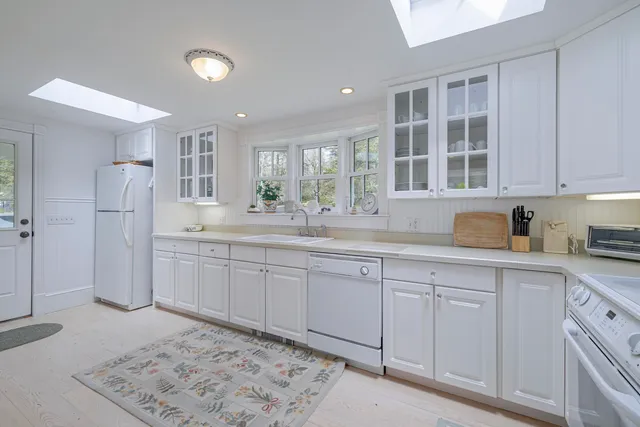 $675,000 | 55 Ferry Road, Swans Island, ME 04685