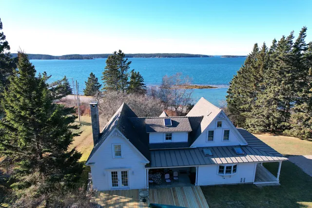$675,000 | 55 Ferry Road, Swans Island, ME 04685