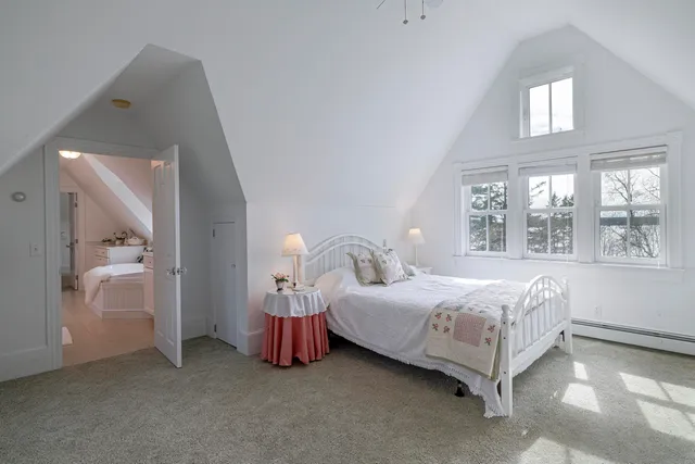 $675,000 | 55 Ferry Road, Swans Island, ME 04685