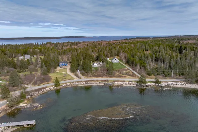 $675,000 | 55 Ferry Road, Swans Island, ME 04685
