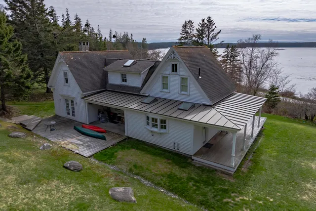 $675,000 | 55 Ferry Road, Swans Island, ME 04685