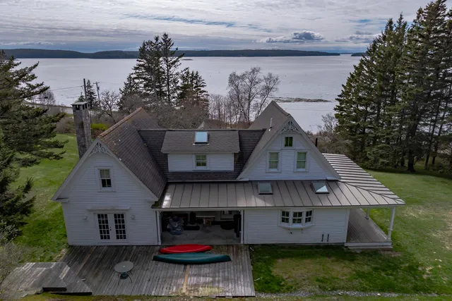 $675,000 | 55 Ferry Road, Swans Island, ME 04685