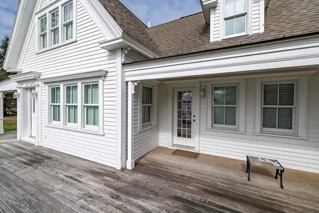 $675,000 | 55 Ferry Road, Swans Island, ME 04685