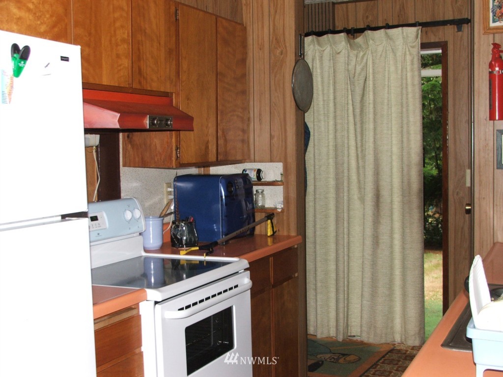 140 Whale Road Brinnon, WA 98320 - Photo 7 of 7 Gallery Image 7