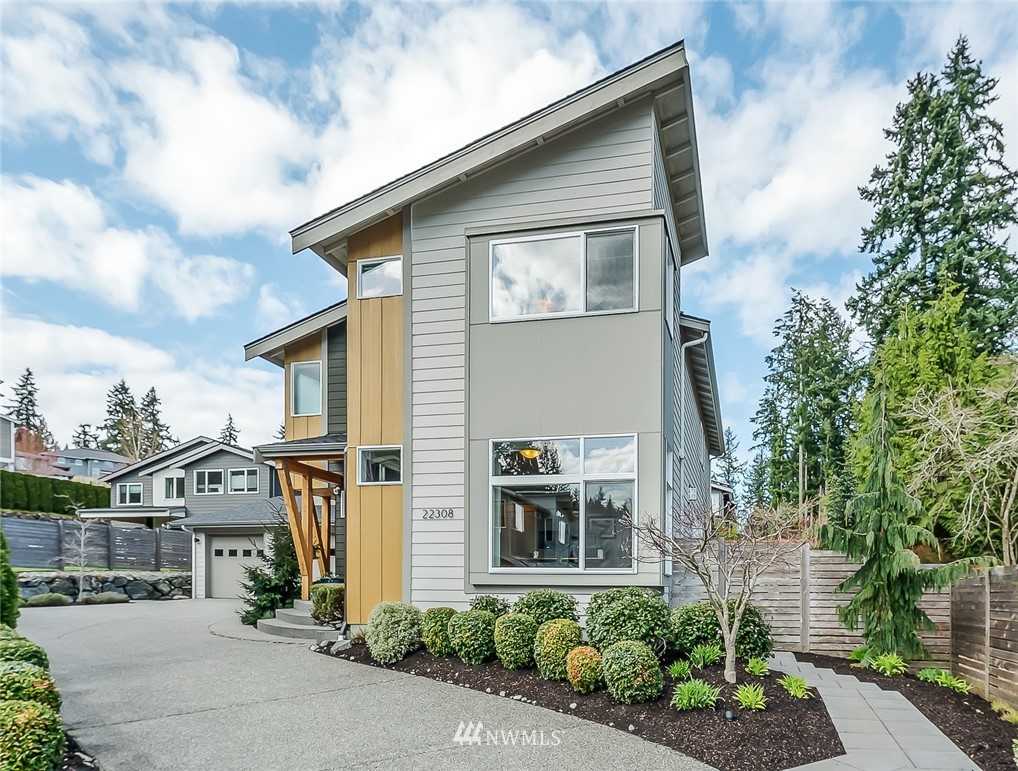 22308 2nd Place Southeast Bothell, WA 98021 - Photo 2 of 32
