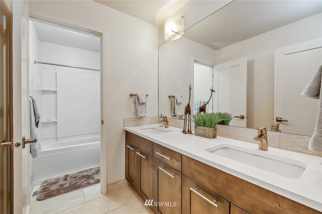 22308 2nd Place Southeast Bothell, WA 98021 - Photo 25 of 32