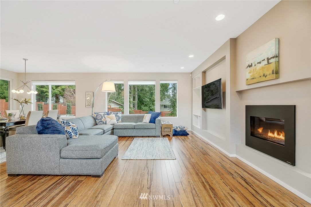 22308 2nd Place Southeast Bothell, WA 98021 - Photo 5 of 32